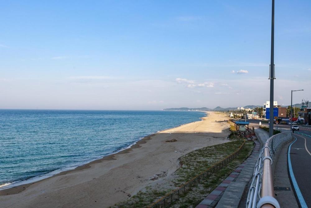 Yangyang Sunrise Pension Room photo